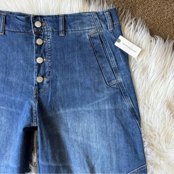 Pilcro Anthropologie NWT The Arin Mid-Rise Button-Front Barrel Pant Jeans 30 - Picture 5 of 10